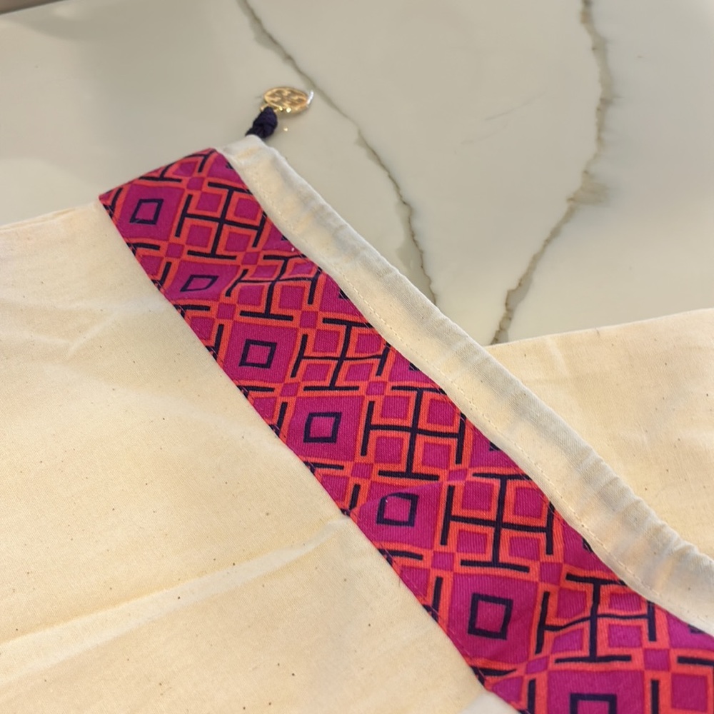 Tory Burch Drawstring X Large Drawstring Bag - image 4